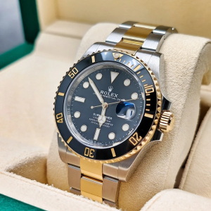 Rolex 126613LN-0002 gold and black